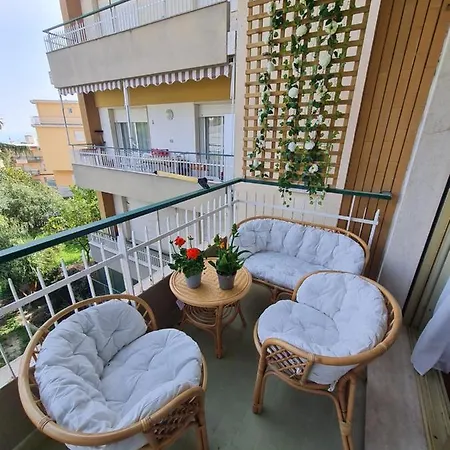 Christele Apartment *